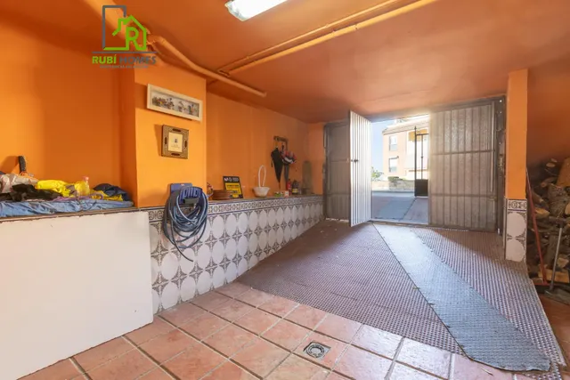 Casa independiente a 5 minutos de Granada en buen estado para entrar a vivir — 15