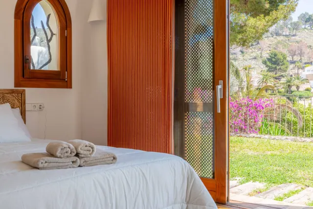 Villa de Estilo Finca Mediterránea con Vistas al Mar en Moraira — 27