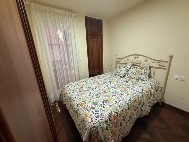 Piso de TEMPORADA ESCOLAR en A Pobra do Caramiñal