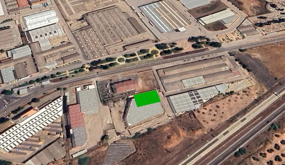 Venta de Nave Industrial en La Carolina, Jaén.