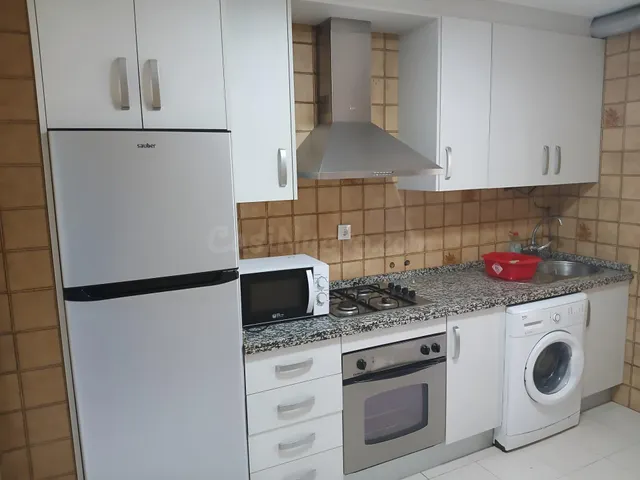 Piso en alquiler para estudiantes en Campus Cartuja (Granada - foto 4