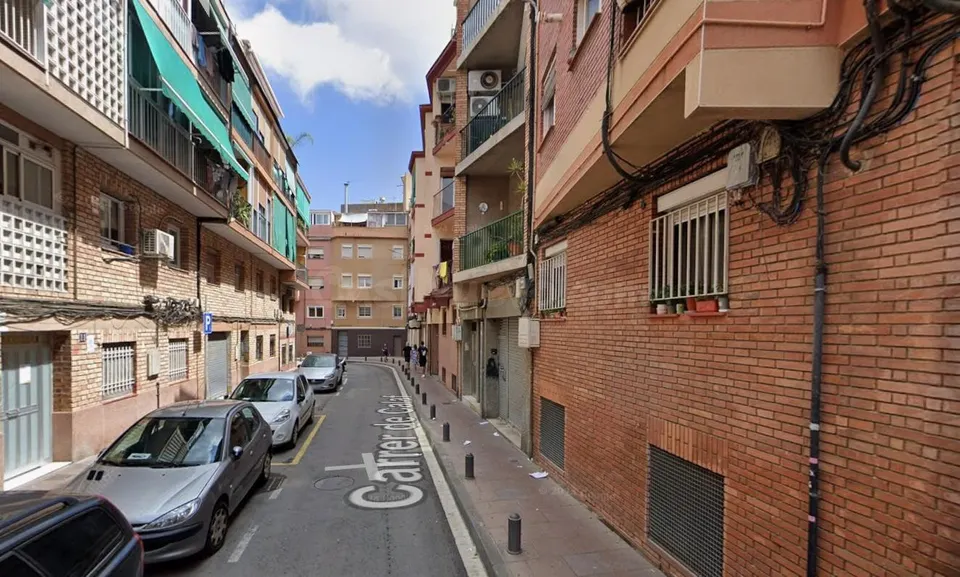 PISO EN SANTA COLOMA DE GRAMENET