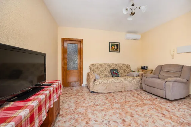 GRAN ÁTICO EN TORREVIEJA, 3 HAB, 1 BAÑO - foto 5