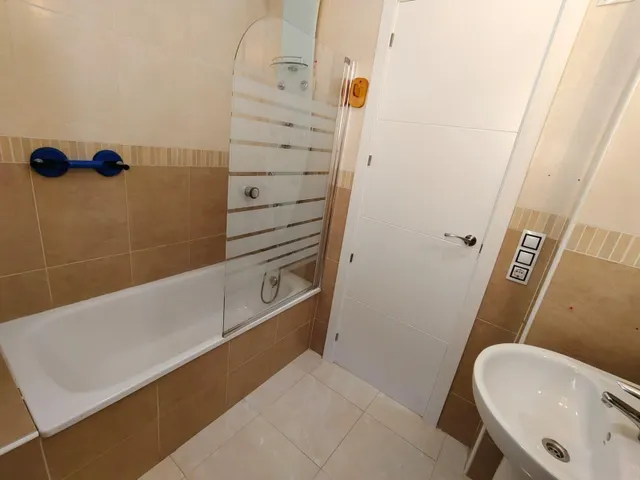 ADOSADO CON PISCINA EN AGUAS NUEVAS — 26