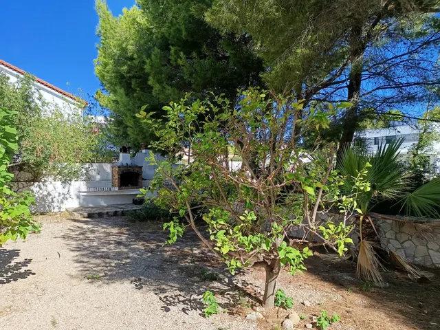 Preciosa casa con piscina a un paso de la playa en Las Tres  - foto 5