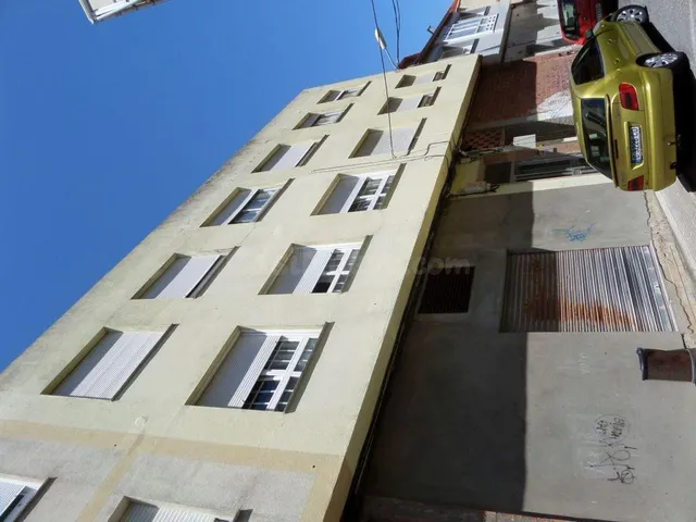Se vende piso OKUPADO en Calle Calle Eduardo Pondal 18 Ribei