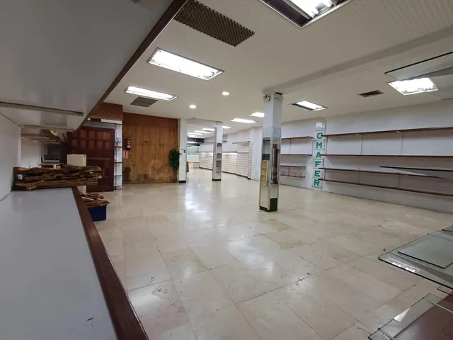 ALQUILER BAJO COMERCIAL PONTEVEDRA - foto 4