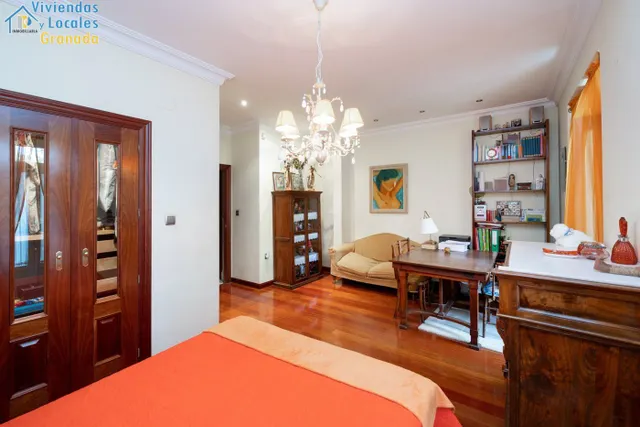FANTASTICA CASA EN PLAZA DE LOS LOBOS — 37