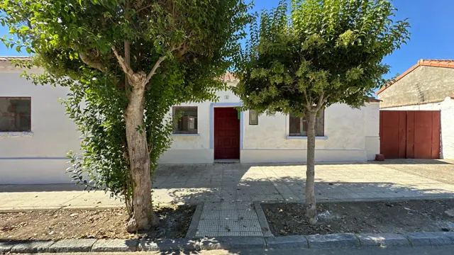 Casa 4 habitaciones 115m² en venta - Lalueza — 32