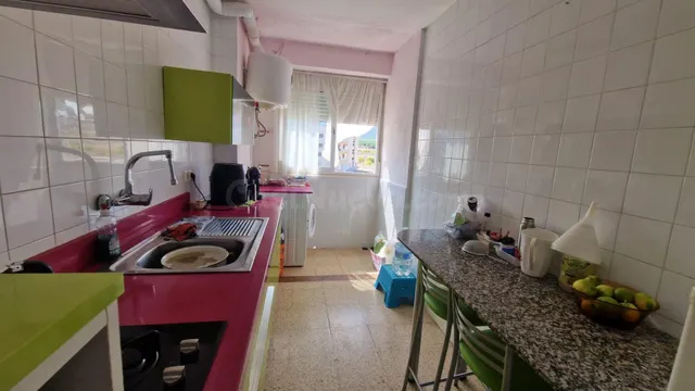 Oportunidad Única en La Ràpita: Acogedor Piso con Terraza y  - foto 2