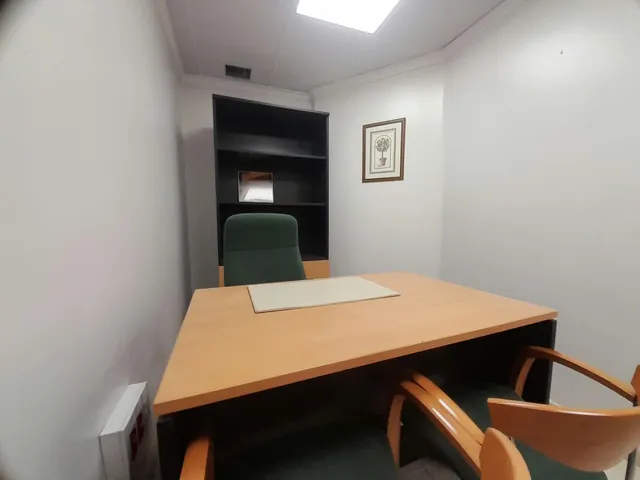 Oficina en zona centro de Alicante — 10