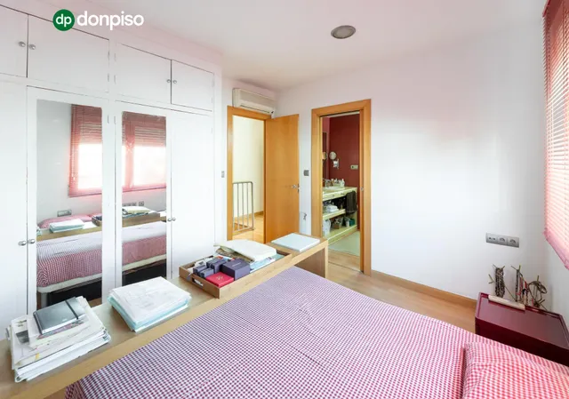 PRECIOSA CASA EN MONTELUZ — 18