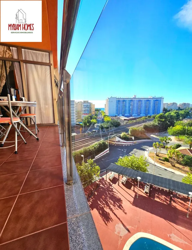 PRECIOSO APARTAMENTO CON VISTAS AL MAR CON GARAJE Y TRASTERO — 12