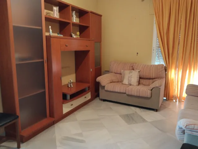 SE VENDE CHALET EN ZONA NORTE — 14
