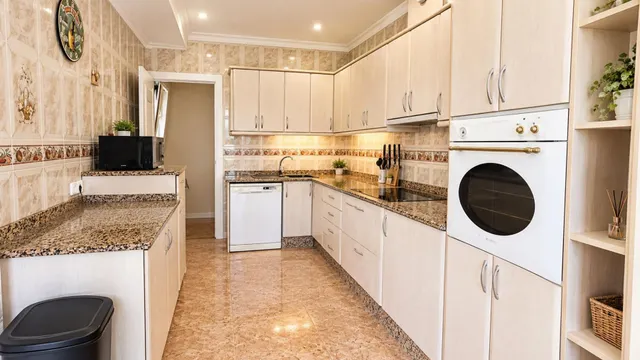 Chalet 4 habitaciones 265m² en venta - Comunidad valenciana — 34