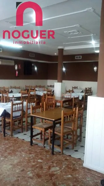 SE VENDE RESTAURANTE CON CASA EN VILLARRUBIA — 39