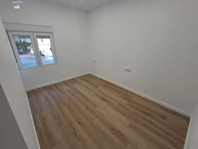 PISO REFORMADO DE 3 habitaciones JUNTO A CAN BAQUÉ – LA LLAGOSTA — 14