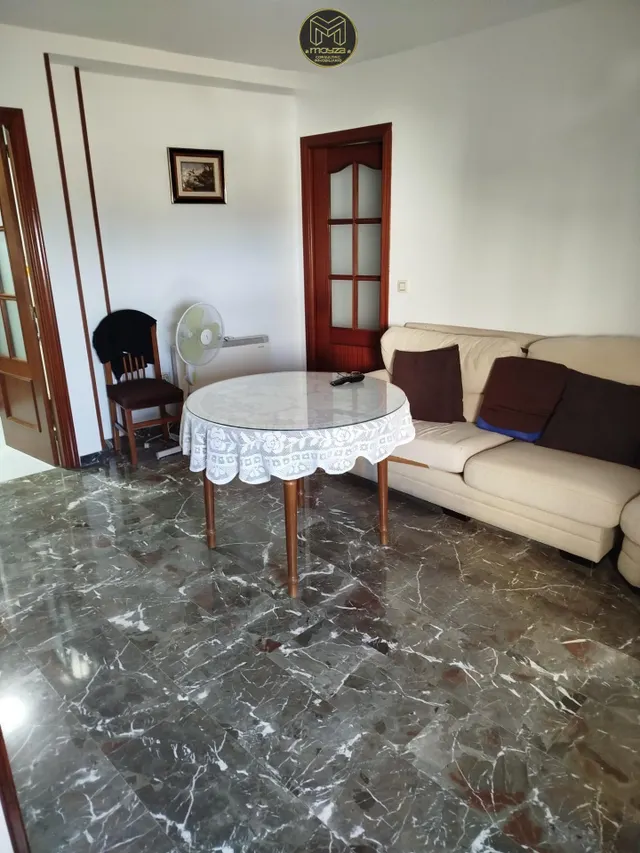 PISO EN LA CIRCUNVALACION