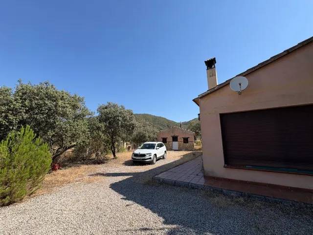 Parcela con casa en urbanización Cañada de la Espada — 29