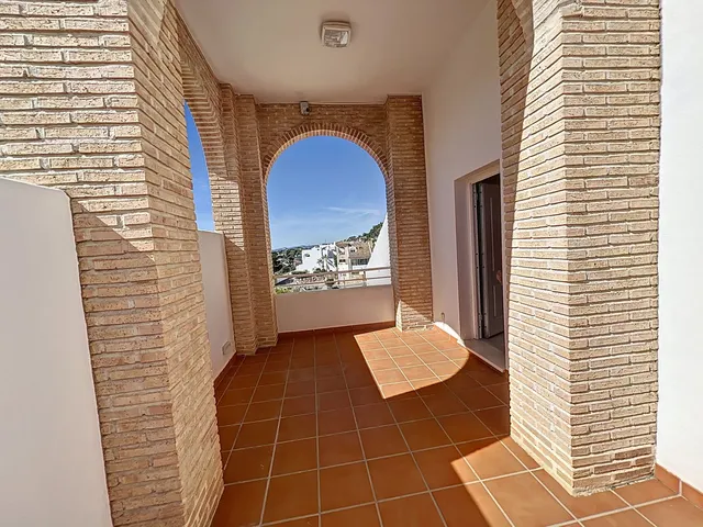 Adosado 3 habitaciones 358m² en venta - Centro — 50