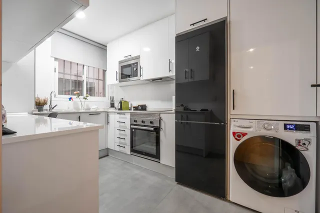 Piso boutique para entrar a vivir de 3 dormitorios y 2 baños junto a Parque Arabial — 40