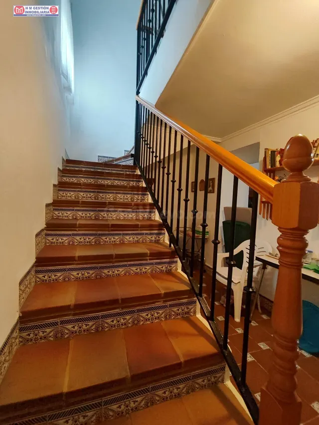 CASA CENTRICA DE 187 METROS DE PARCELA Y 150 CONSTRUIDOS CON - foto 4