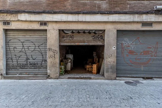 Local con sótano en pleno centro — 12
