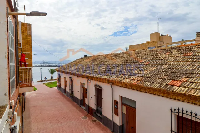 ¡A SOLO 1 MINUTO DE LA PLAYA! CÉNTRICO APARTAMENTO EN PRIMER