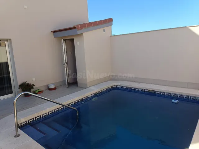 UNA VIVIENDA ÚNICA CON ESPACIO, PRIVACIDAD Y POSIBILIDAD DE  - foto 2