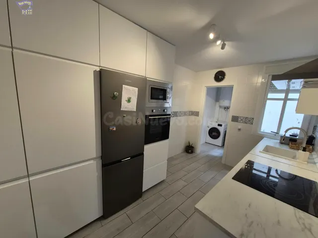SE VENDE PISO EN ZONA CERCANA AL CENTRO DE ARCOS DE LA FRONT - foto 2