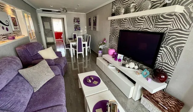 Espectacular piso reformado con diseño y calidad,  con vistas impresionantes al mar y Benidorm. — 15