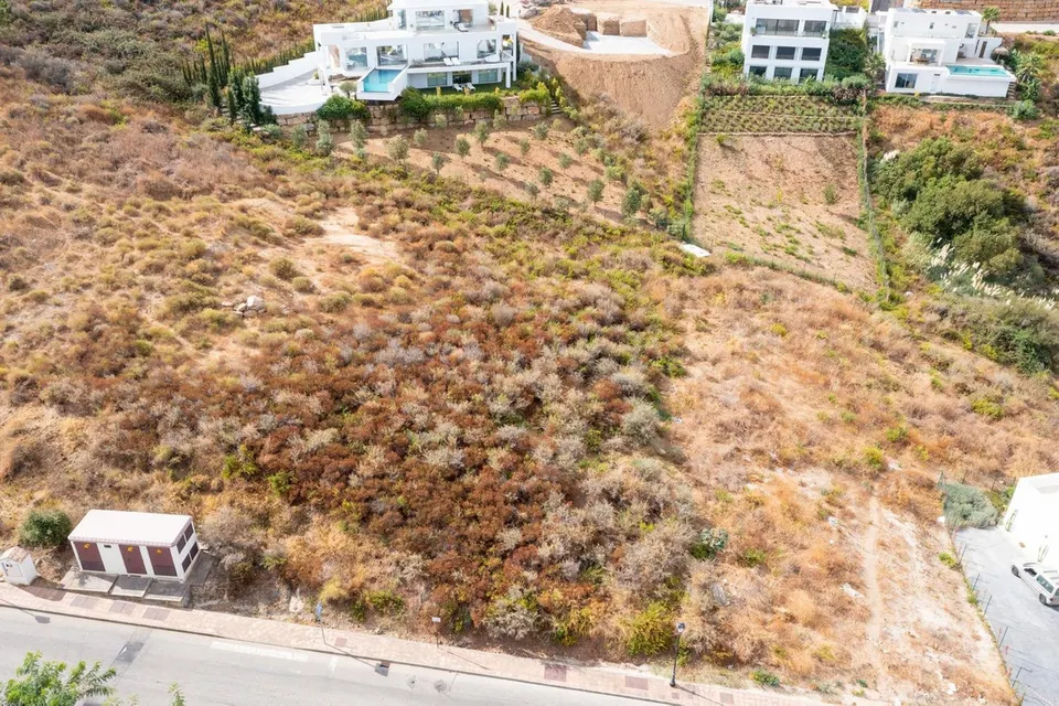 Parcela 3650m² en venta - Riviera del sol
