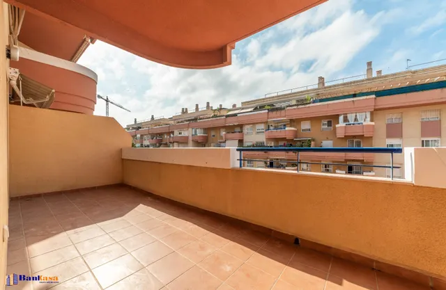 PISO EN ALQUILER SIN MUEBLES EN PARQUE OESTE | GRAN TERRAZA | PISCINA | PÁDEL | GARAJE — 26