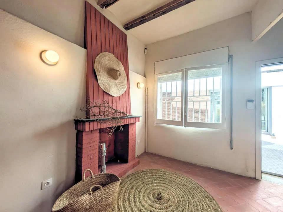 Encantadora Casa Reformada en el Corazón de Amposta