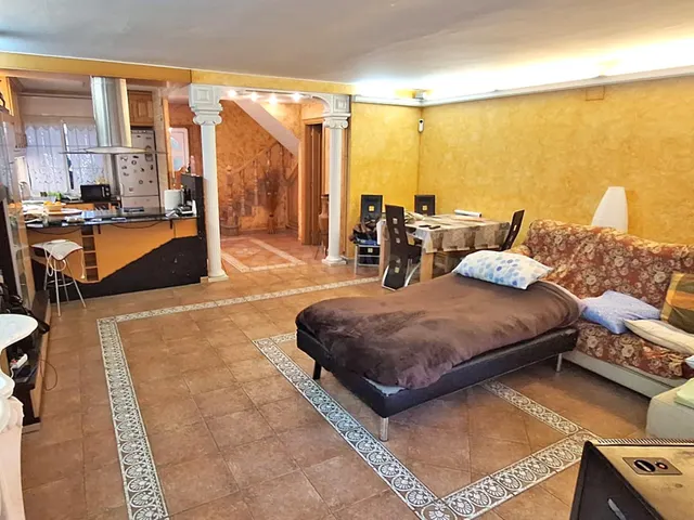 CASA ADOSADA DE 3 habitaciones CON PISCINA COMUNITARIA - foto 3