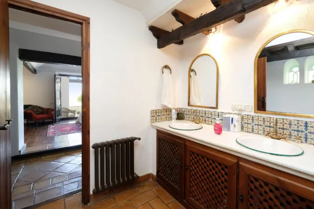 CASA DE LUJO EN LA ZUBIA — 32