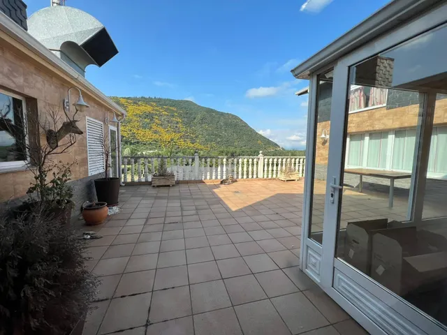 Espectacular Piso Ático con Terraza de 100m2, garaje y trastero — 2