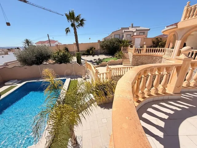 Adosado 5 habitaciones 246m² en venta - Centro de la Ciudad  - foto 4