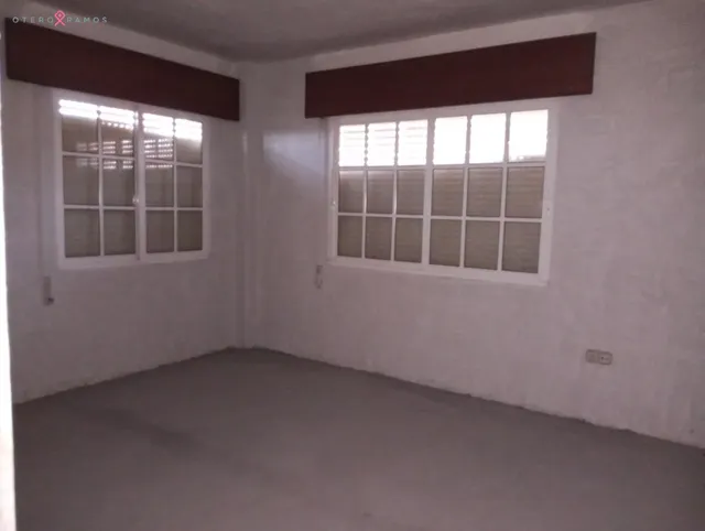 CASA EN VENTA EN CASTIÑEIRIÑO, SANTIAGO DE COMPOSTELA — 28