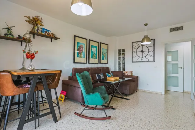 Piso 3 habitaciones 101m² en venta - Parque Alcosa — 3