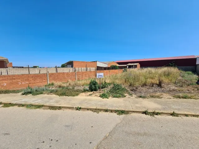 Solar en venta - Fresno de la vega - foto 2