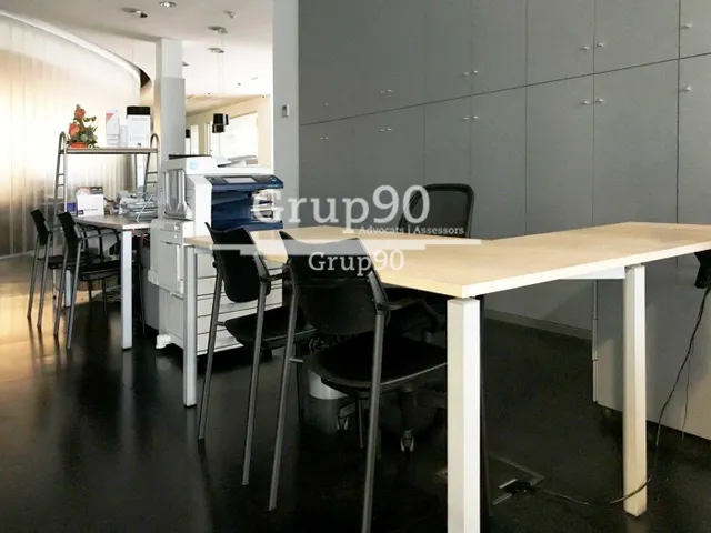 ALQUILER DE ESPACIOS DE NEGOCIO (COWORKING) — 5