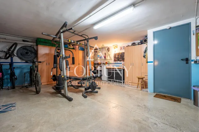 Casa adosada en venta en Passatge de Montbrió del Camp, Reus. — 43