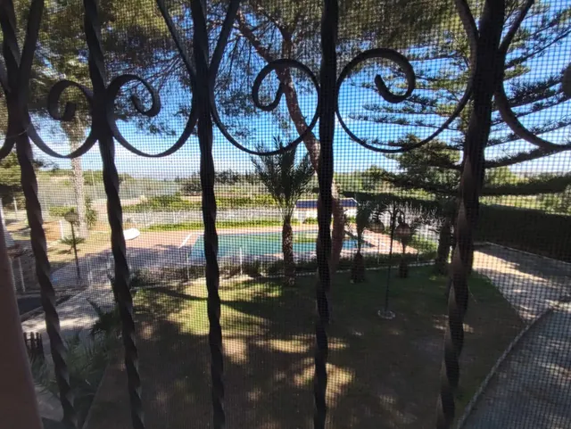 GRAN VIILA EN LOS BALCONES MUY CERCA DE LA LAGUNA DE LA SAL. — 46
