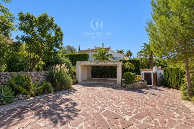 VILLA PRADO · CALMA MEDITERRANEA Y VISTAS AL MONTGO EN JAVEA — 17