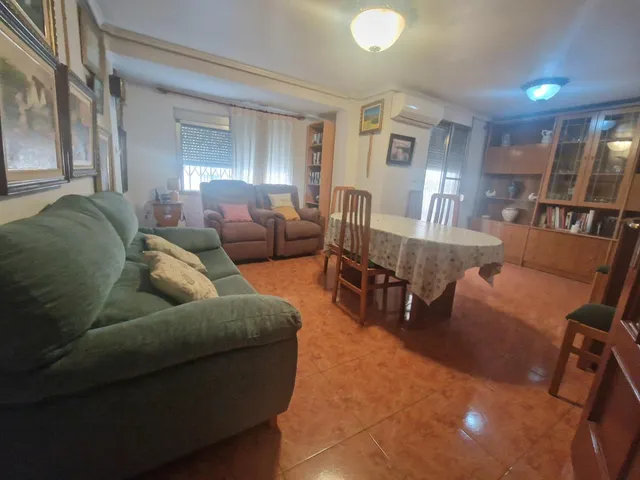 PISO CENTRICO DE 83M2 CON ASCENSOR Y BALCÓN — 11