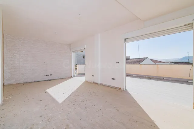 EDIFICIO EN VENTA EN MORALEDA DE ZAFAYONA — 3