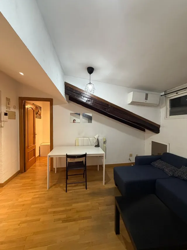 ACOGEDOR APARTAMENTO amueblado en pleno CENTRO de Madrid — 8
