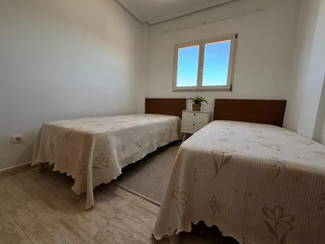 Elegante Dúplex Vacacional con Piscina y Terraza — 22