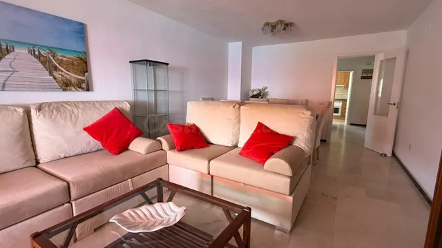 Amplio Apartamento en Alquiler en Benidorm, Zona Hotel Bali - €1450 — 5